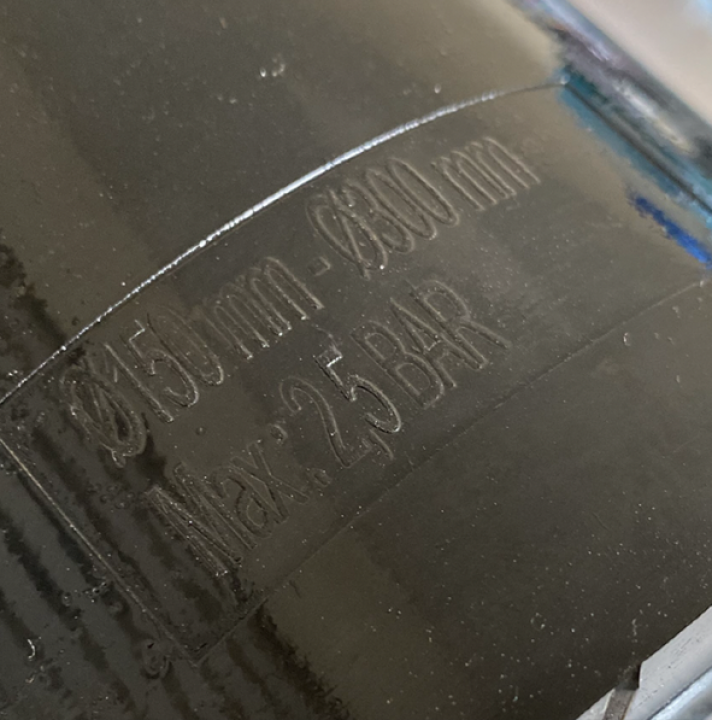 Pipe plugs for gravity and pressure pipelines